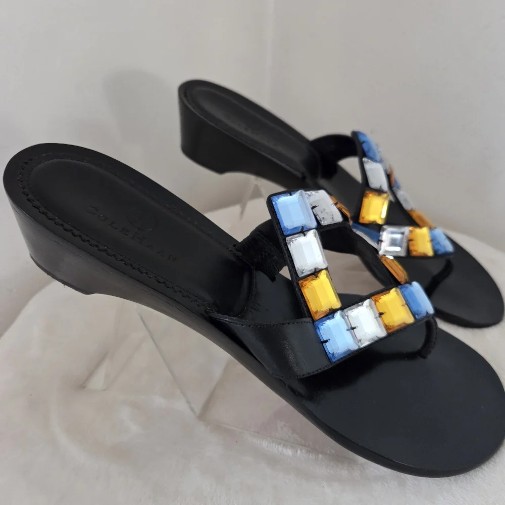 COLE HAAN Pompano Black Leather Jewel Accents Thong Sandals SZ 9B